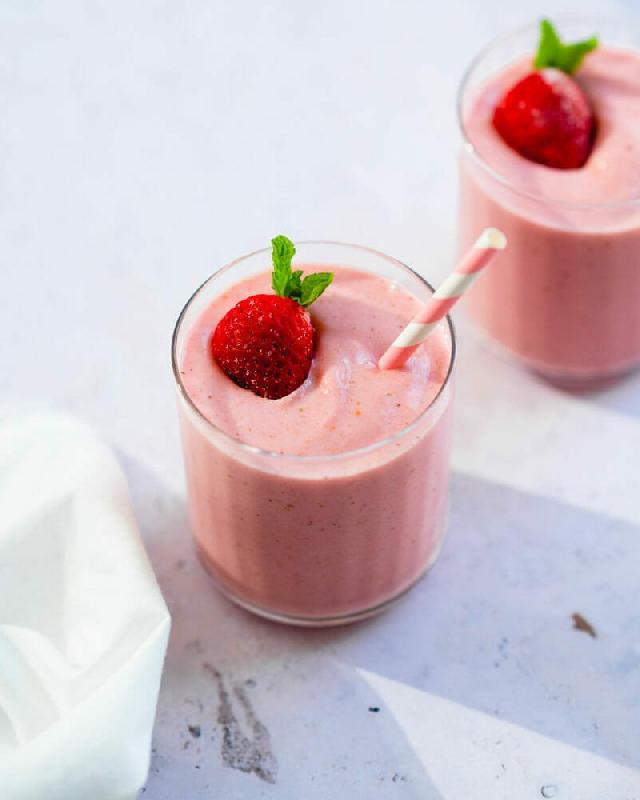 Strawberry Smoothie 