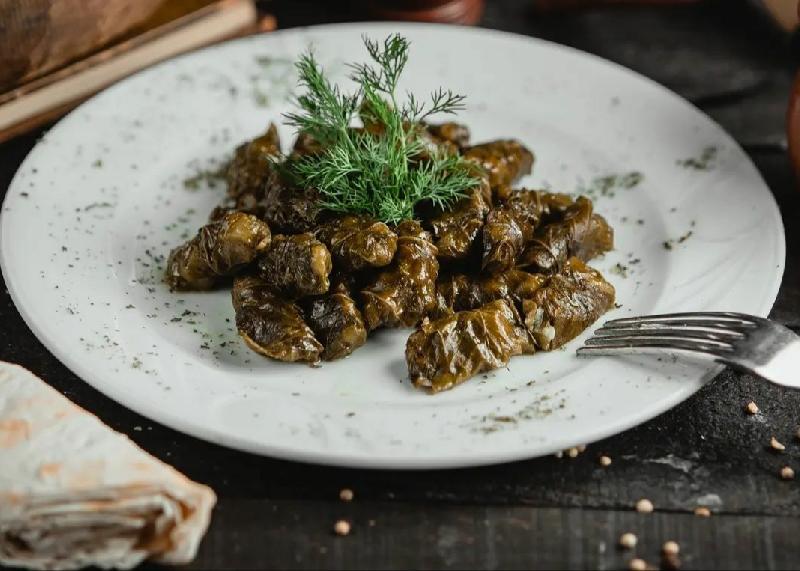 Yarpaq dolması