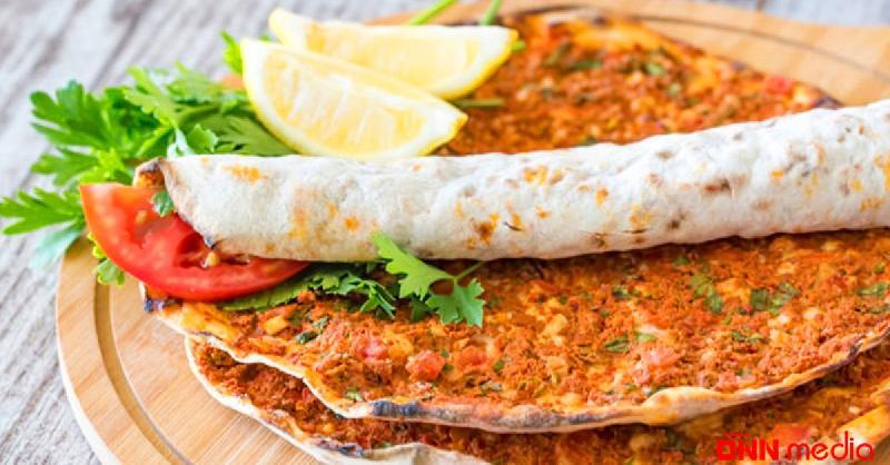 Sadə lahmacun