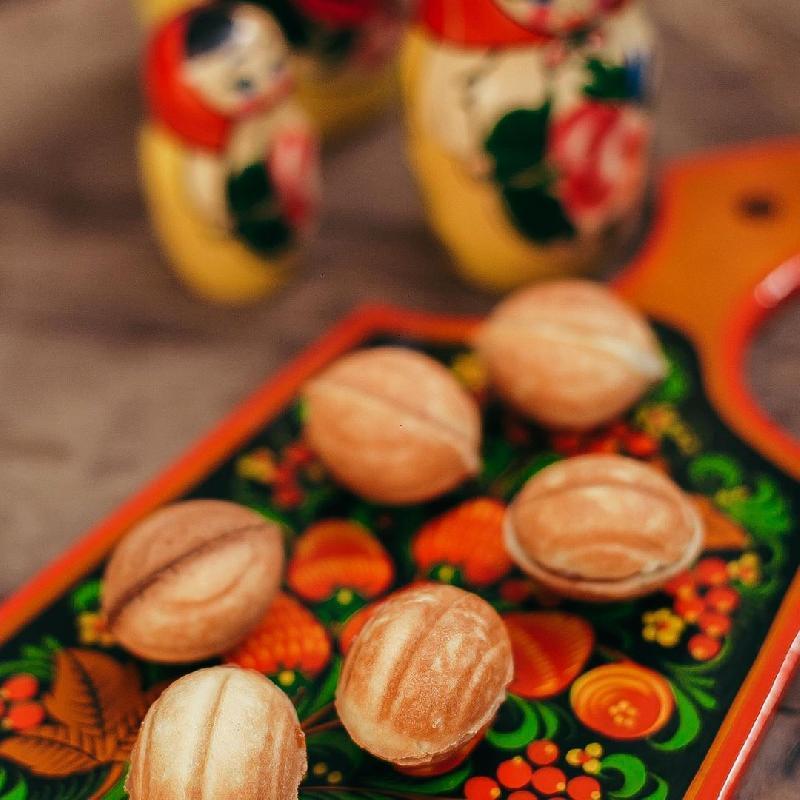 Орешки с вареной сгущёнкой 
