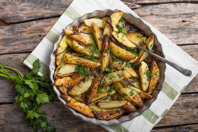 Жареный картофель золотистый