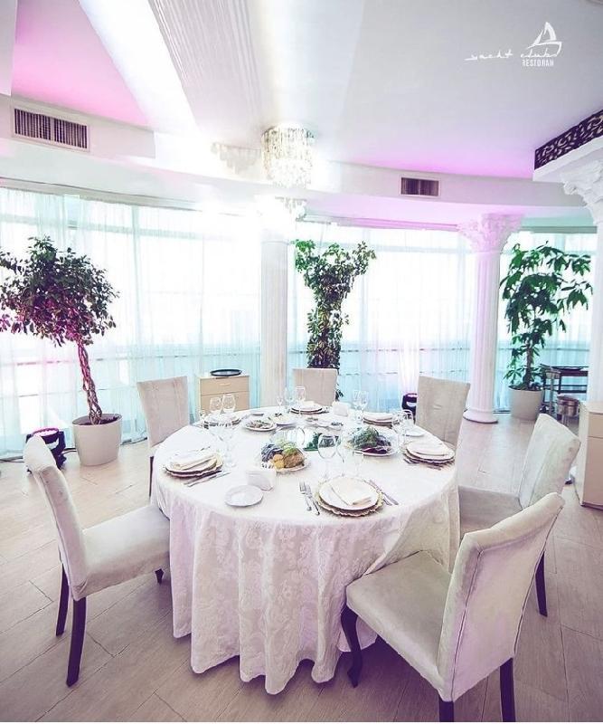 Interior view 0