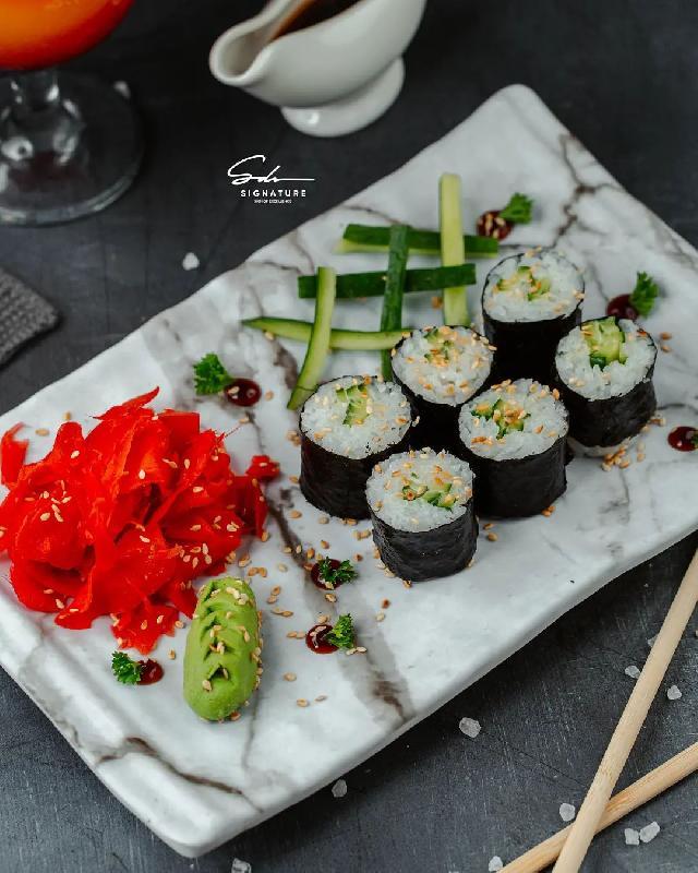Chicken hot roll