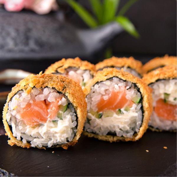 Salmon hot roll