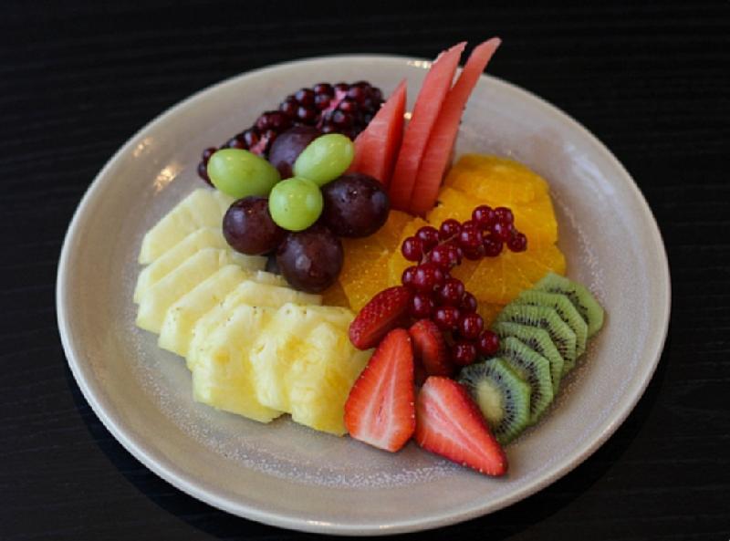Seasonal Fruit Platter