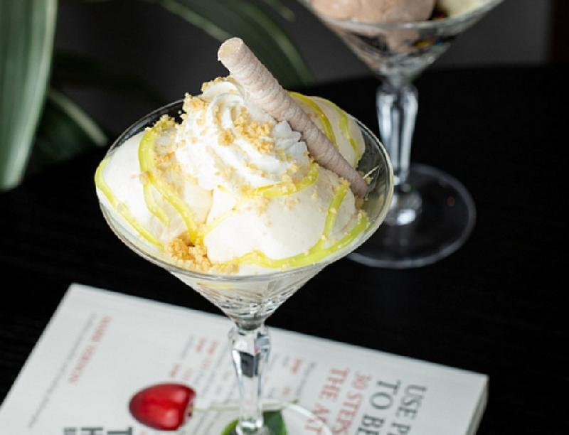 Lemon Pie Sundae