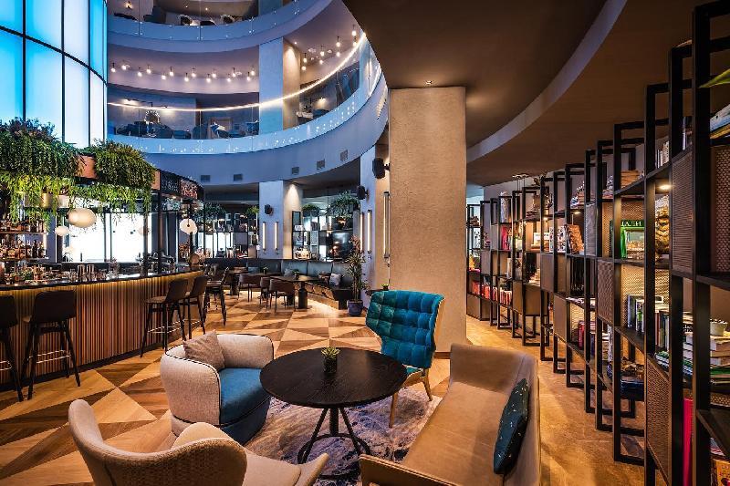 Interior view 3