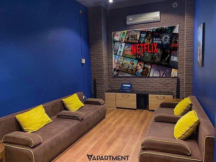 Interior view 0