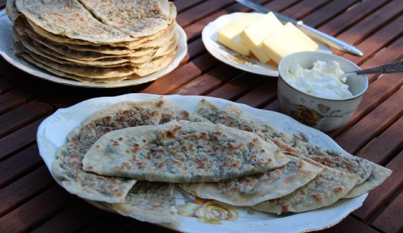 Qutab Göyərti İlə 