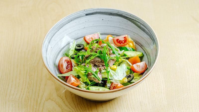 Tuna salatı