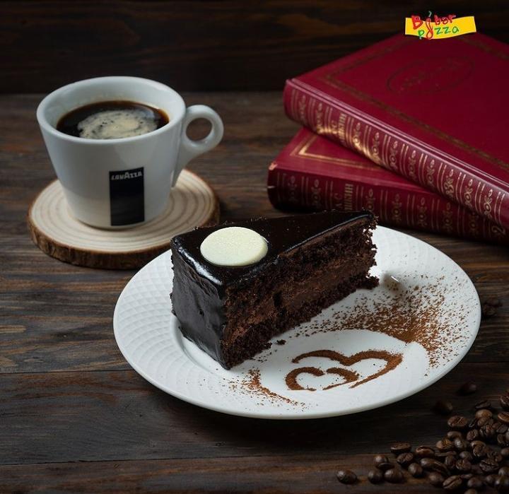 Devil's Fudge Cake
