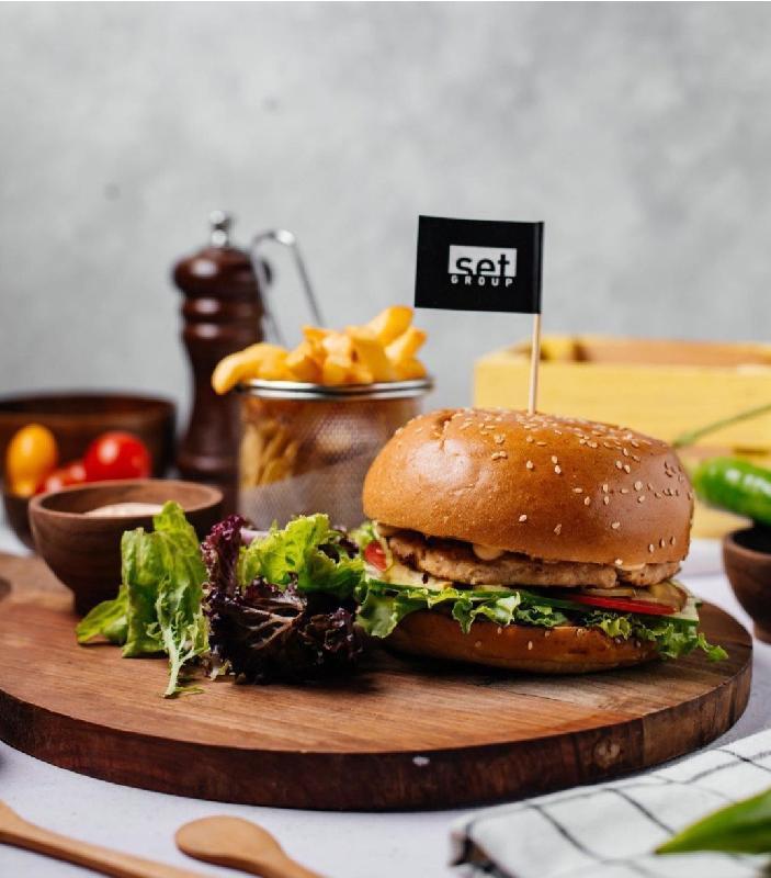 Toyuq Burger