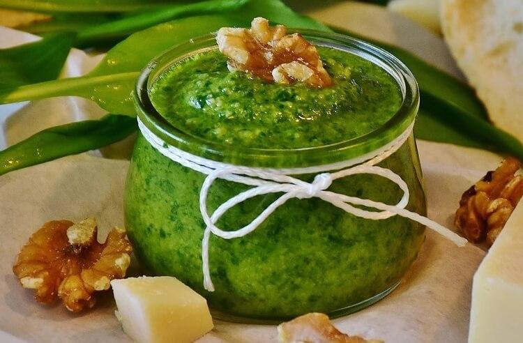 Qaymaqlı Pesto Sousu