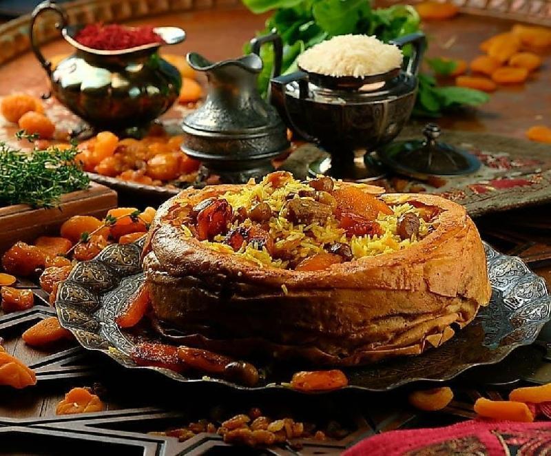 Plov Aş - qaralı