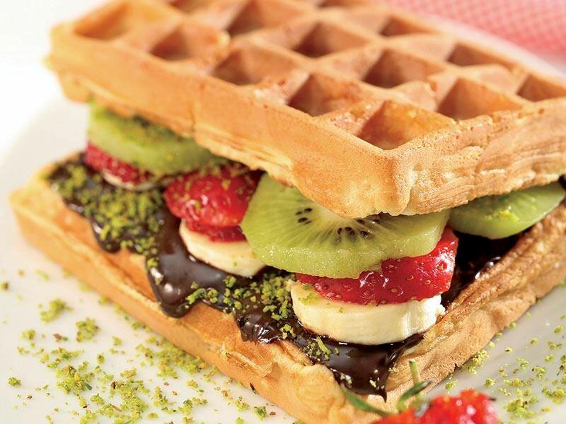 Meyvəli waffle