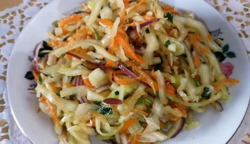 Kələm salatı 