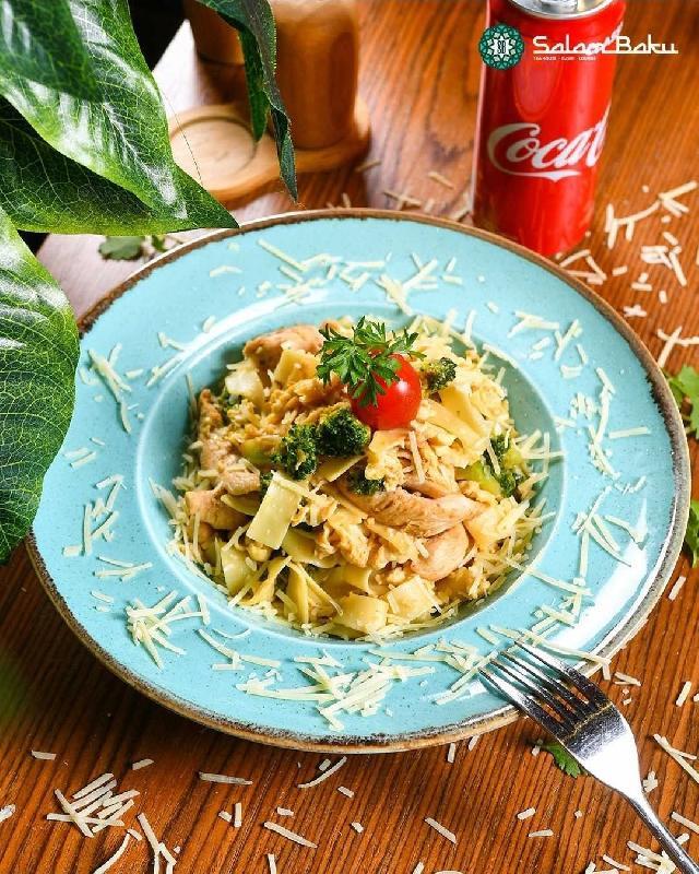 Fetuçini  Alfredo