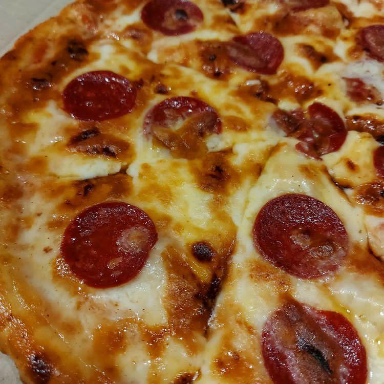 Sucuklu Pizza 