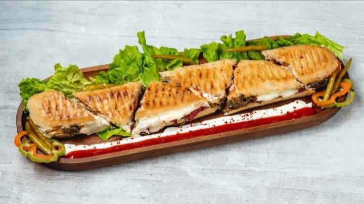 Sosiskali Kaşarlı 