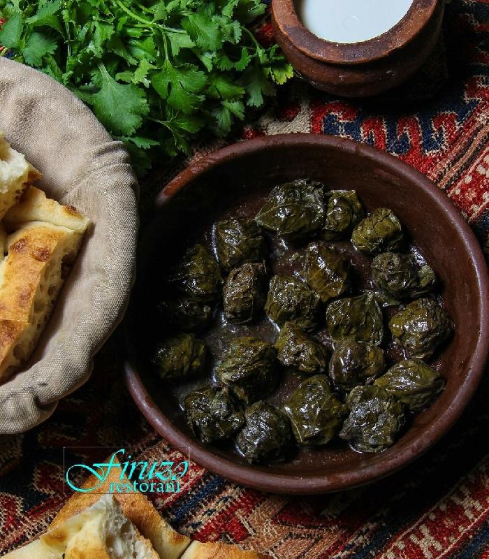 Yarpaq dolması
