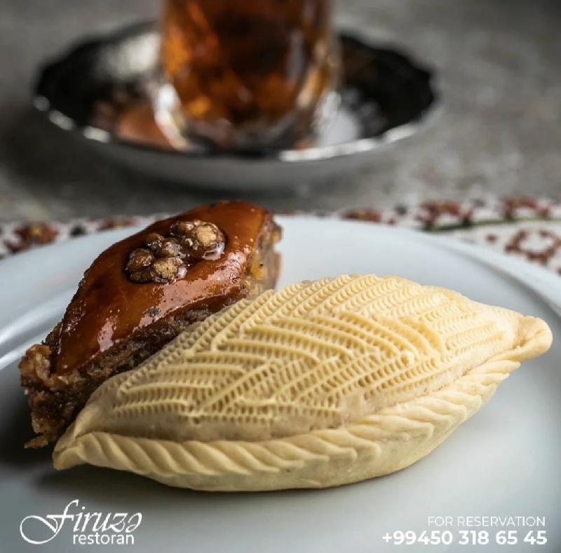 Bakı paxlavası