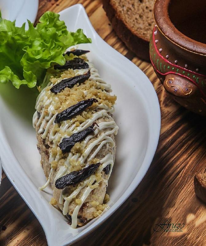 Qara gavalı salatı