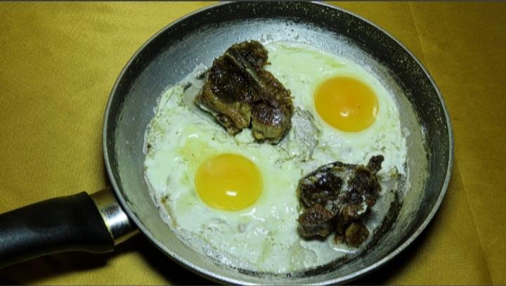 Qovurma Yumurta 