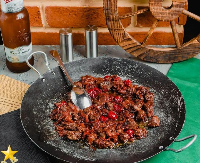 Quzu əti Nar Qovurma
