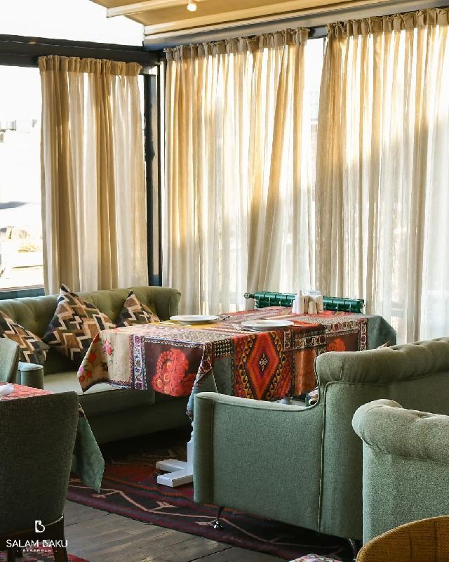 Interior view 4