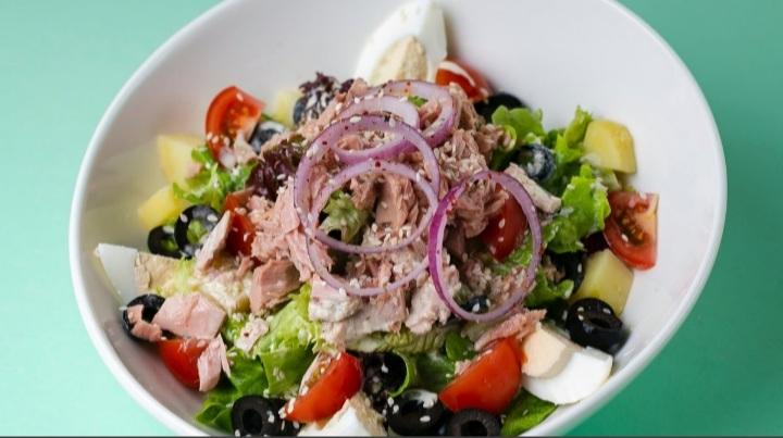 Tuna Salatı 
