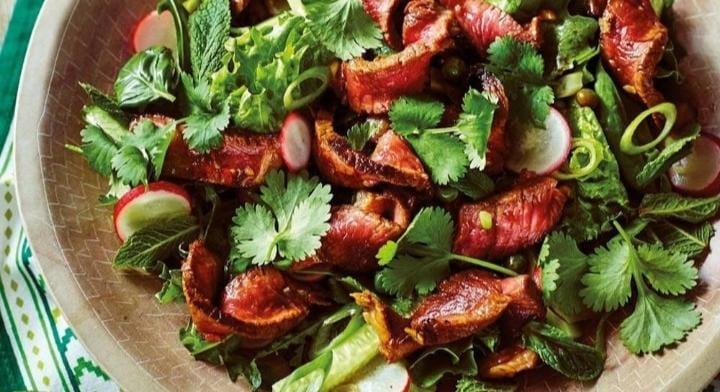 Warm Beef Salatı 