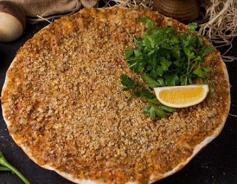 Qozlu lahmacun