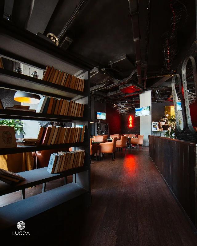 Interior view 4
