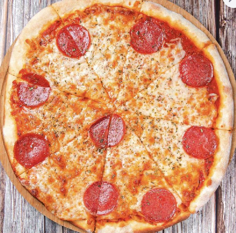 Salami Pizza