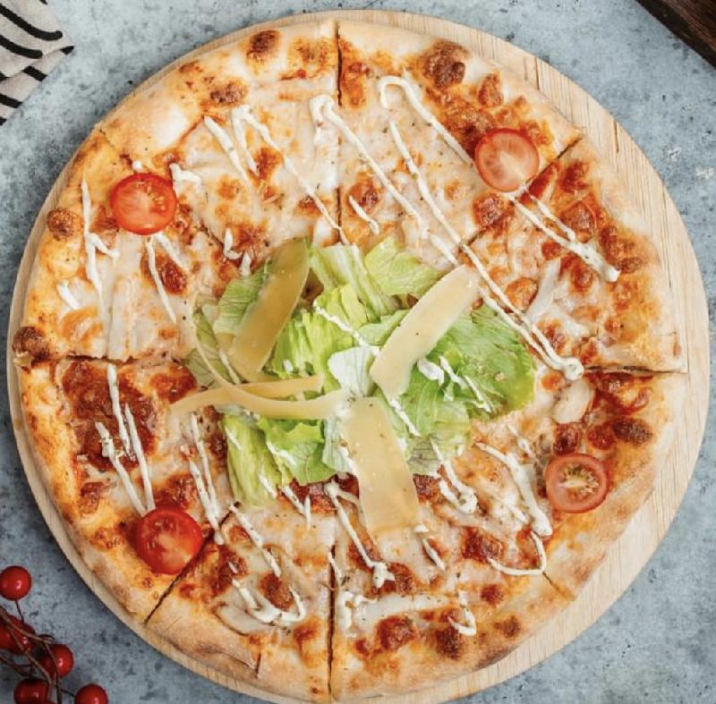 Sezar Toyuq Pizza