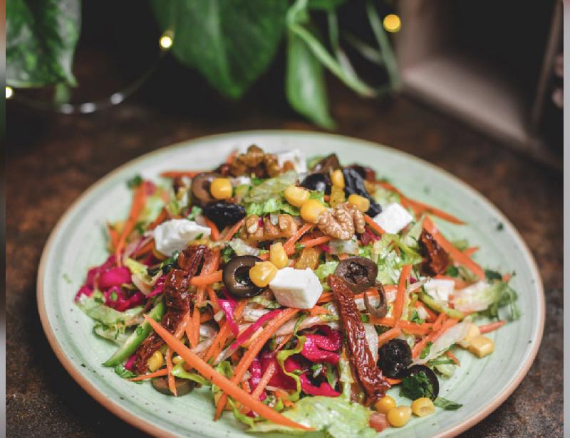 Mövsüm salatı