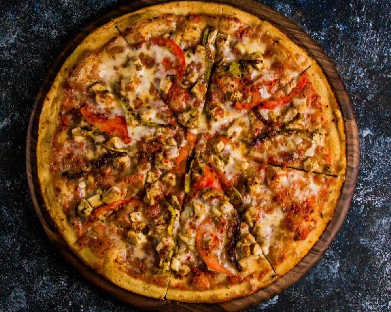 Toyuqlu Pizza 