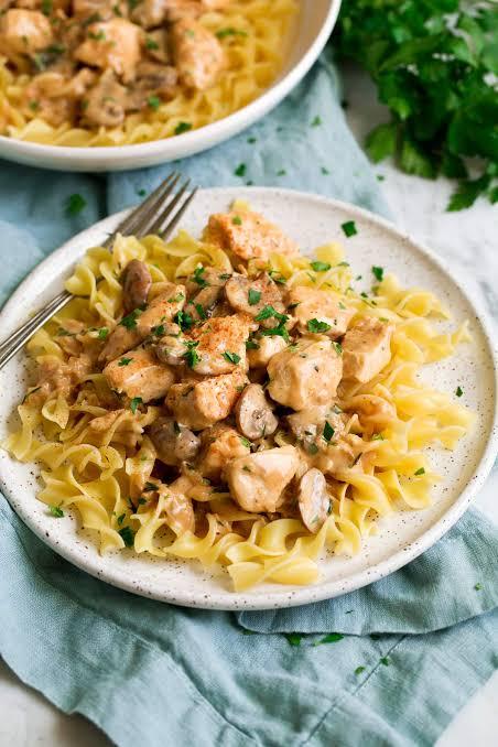 Chicken strogonoff