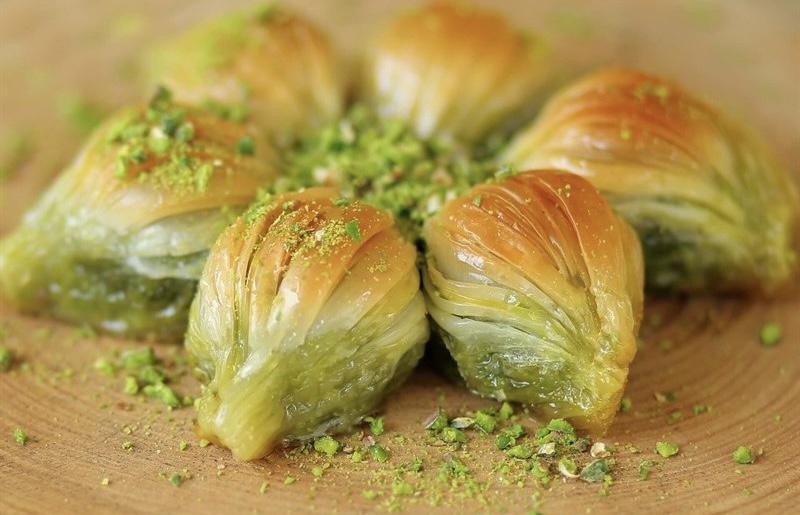 Shell Pistashio Baklava 