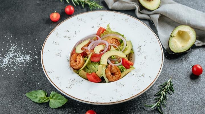Avokadolu Krevet Salatı