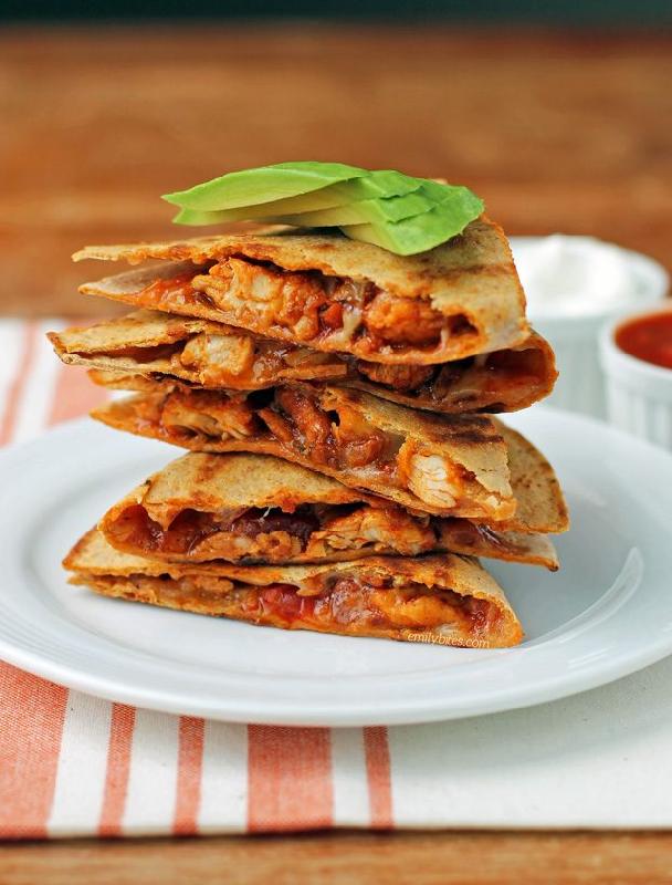 Quesadilla Toyuq