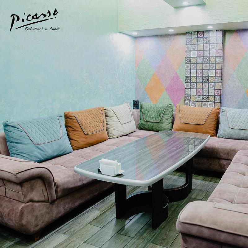 Interior view 11