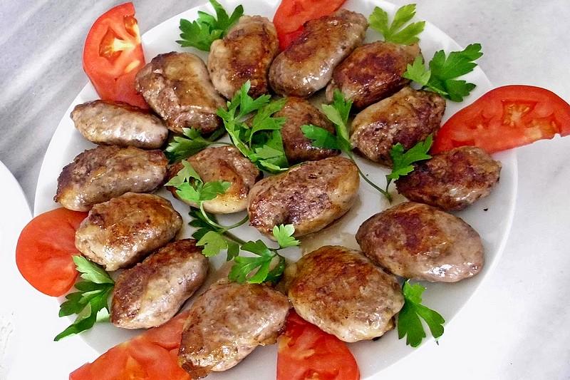 BAVARSAYAĞI  QUZU KOTLETLƏRI