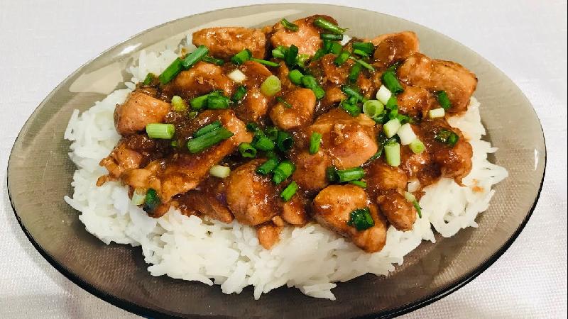 Teriyaki souslu toyuq
