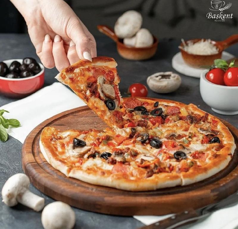 Qarışıq Pizza