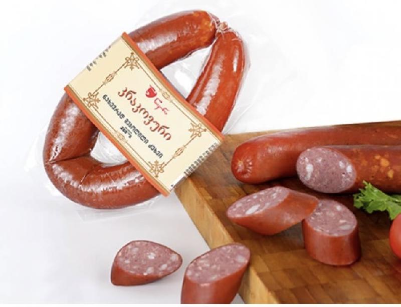 Krakov kolbasa tomat sousunda