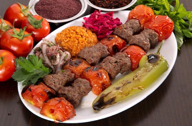 Domatesli kabab