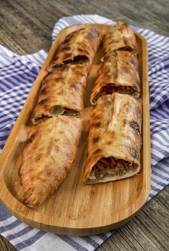 Kapalı kıymalı pide