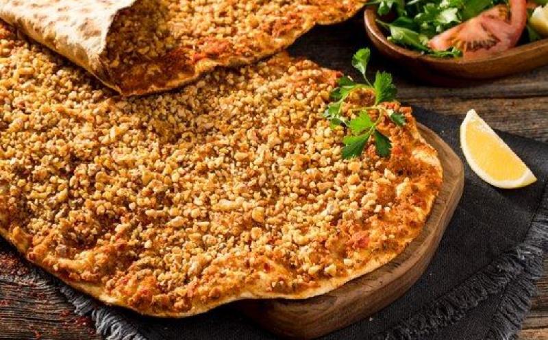 Qozlu lahmacun