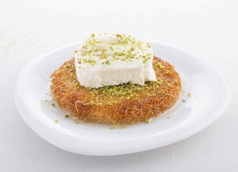 Künəfə dondurmalı